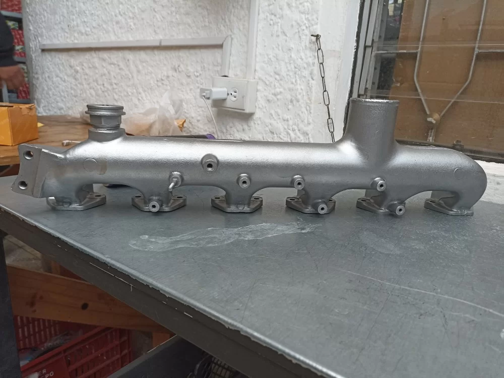 6D31/34 INTAKE MANIFOLD (BRAND NEW)