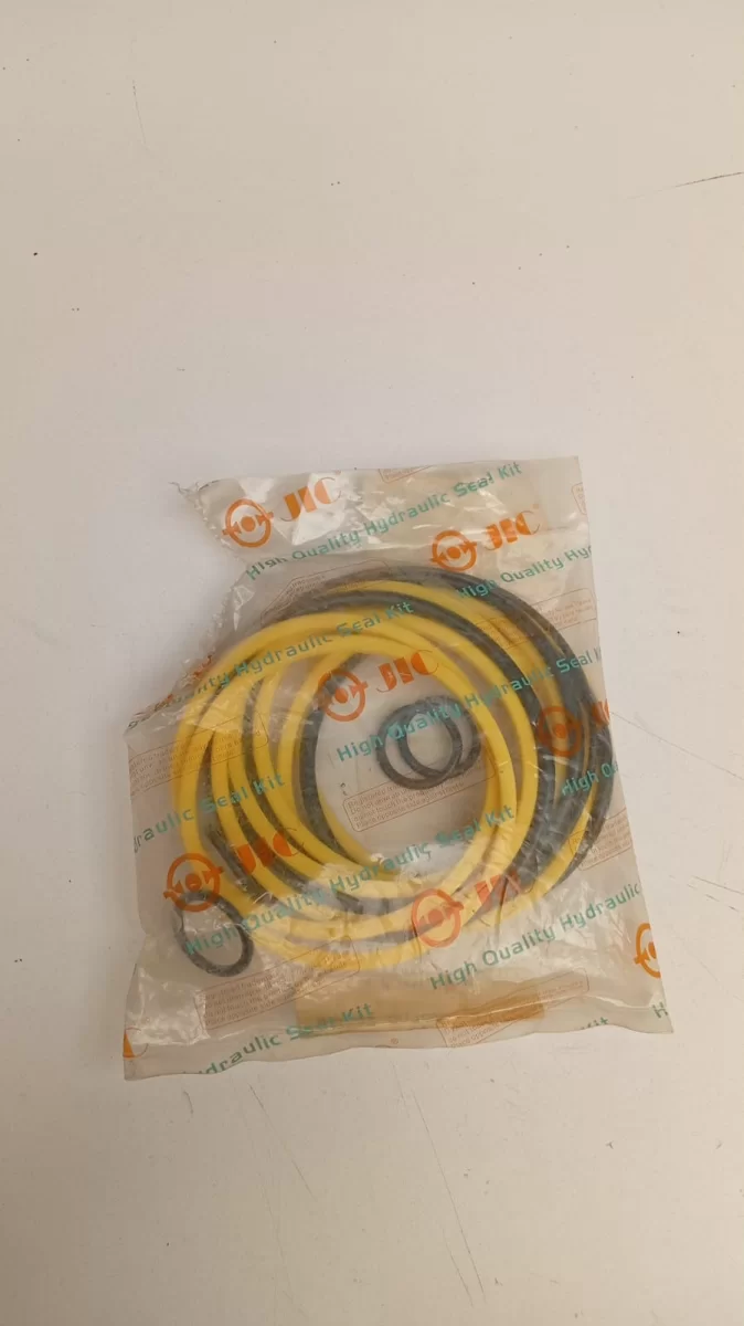 SEAL KIT CENTER JOINT EC210B