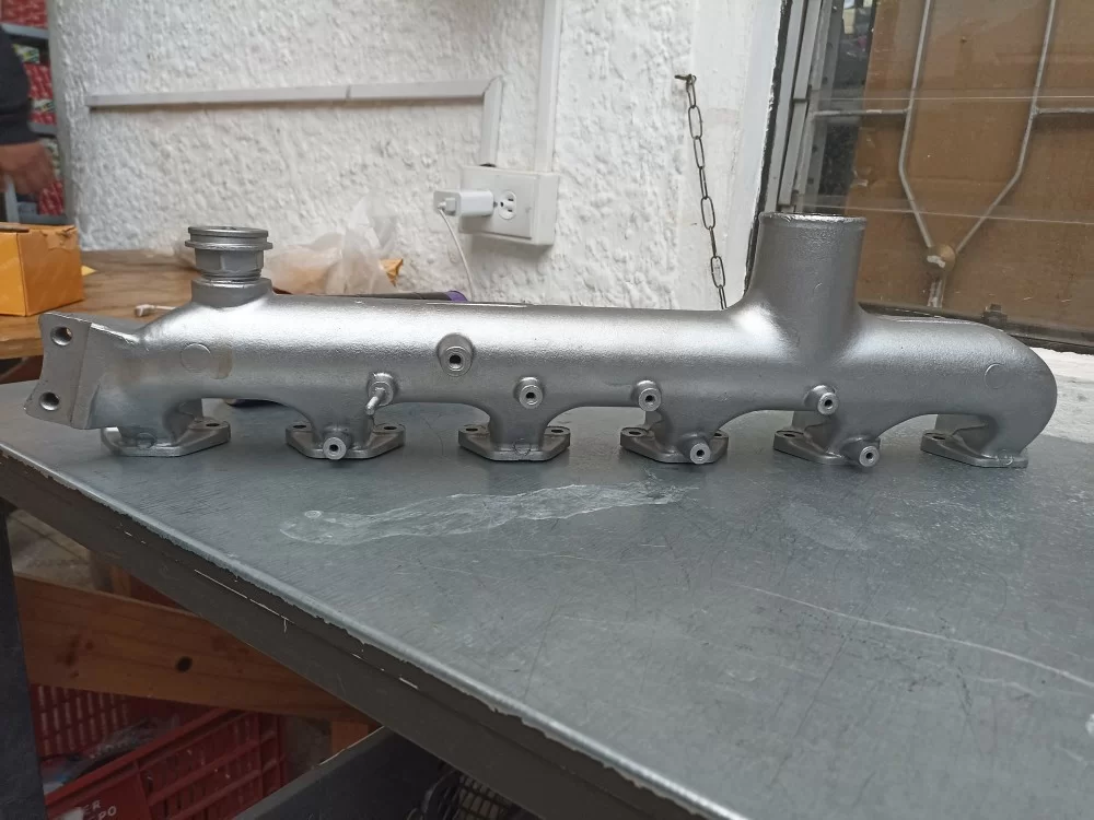 6D31/34 INTAKE MANIFOLD (BRAND NEW)