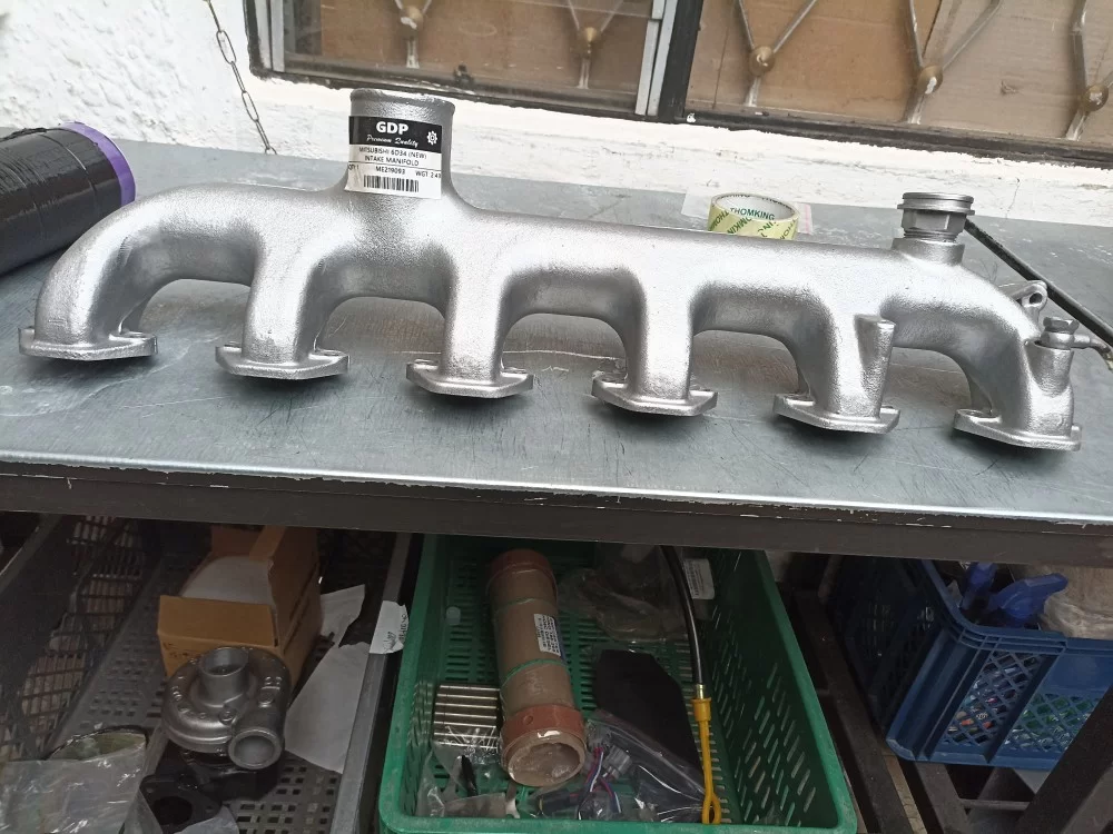 6D31/34 INTAKE MANIFOLD (BRAND NEW)