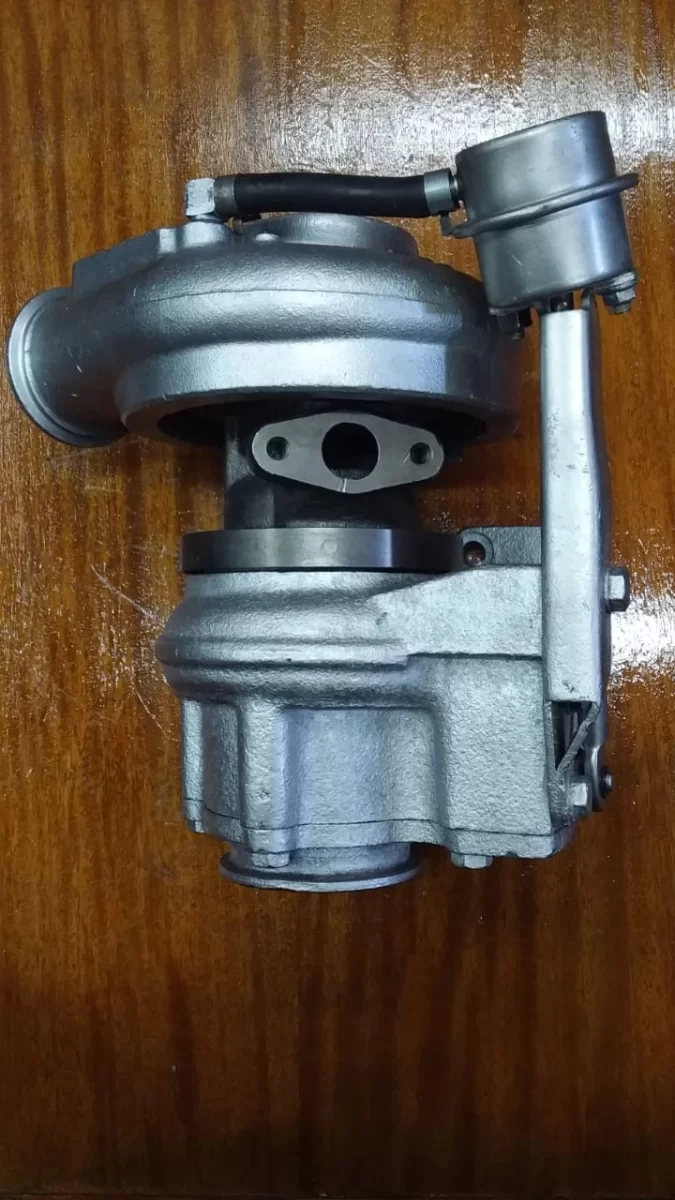 TURBO CUMMINS 4BT CON VALVULA Y CON PESTAÑA