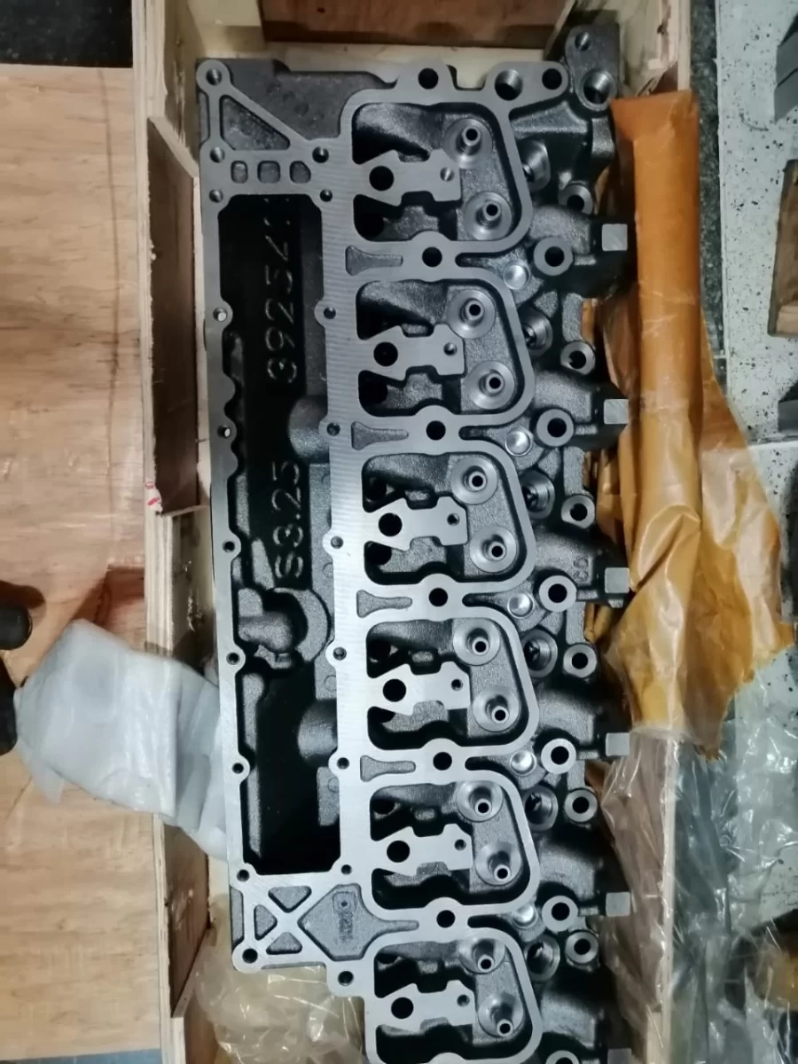 CUMMINS 6BT ENGINE CYLINDER HEAD